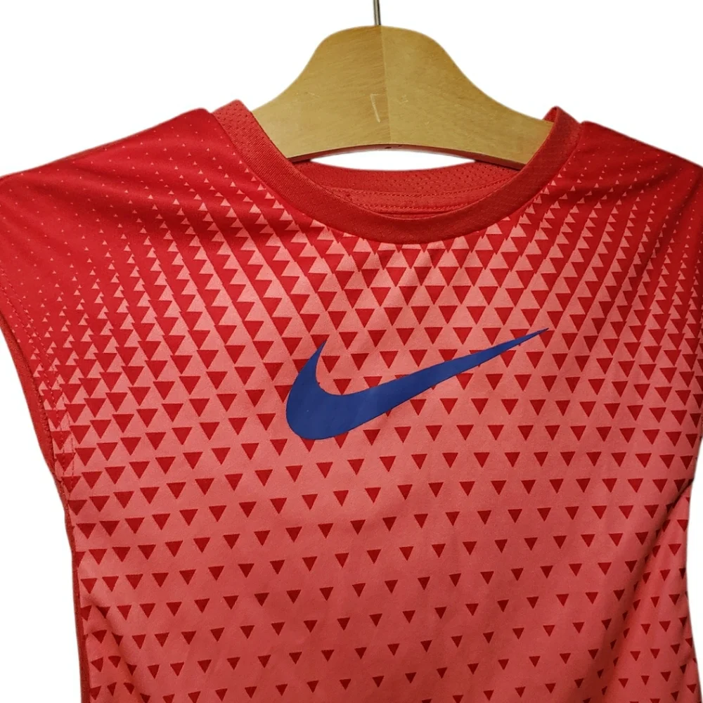 Nike XS / 4 Girls Dri-fit Athletic Fit Patterned Logo Top